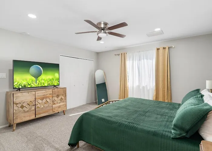 Cozy Warm Oasis-heated Pool-perfect Location-spring Trn Ferienhaus *