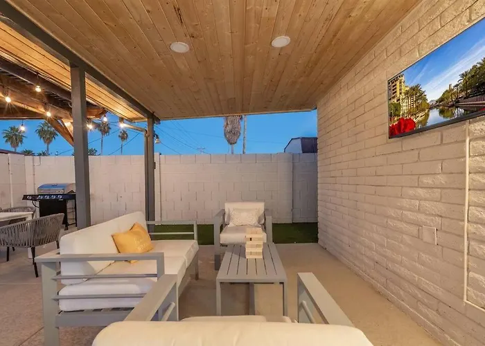 Cozy Warm Oasis-heated Pool-perfect Location-spring Trn