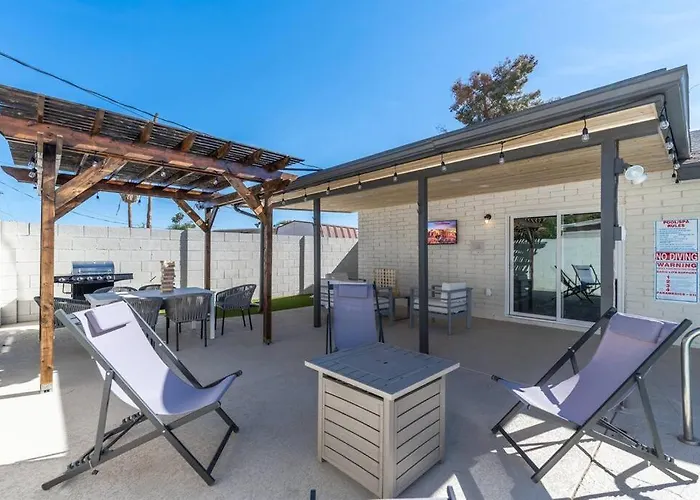 Cozy Warm Oasis-heated Pool-perfect Location-spring Trn Phoenix