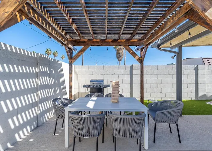Ferienhaus Cozy Warm Oasis-heated Pool-perfect Location-spring Trn Phoenix