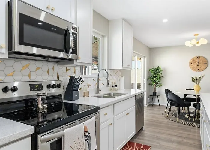 Cozy Warm Oasis-heated Pool-perfect Location-spring Trn Ferienhaus Phoenix