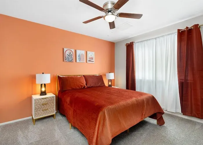 Cozy Warm Oasis-heated Pool-perfect Location-spring Trn