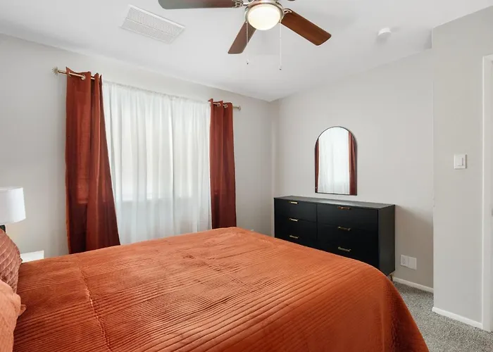 Cozy Warm Oasis-heated Pool-perfect Location-spring Trn *