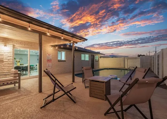 Cozy Warm Oasis-heated Pool-perfect Location-spring Trn Phoenix