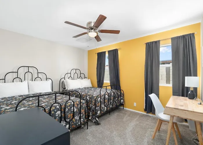 Cozy Warm Oasis-heated Pool-perfect Location-spring Trn * Phoenix