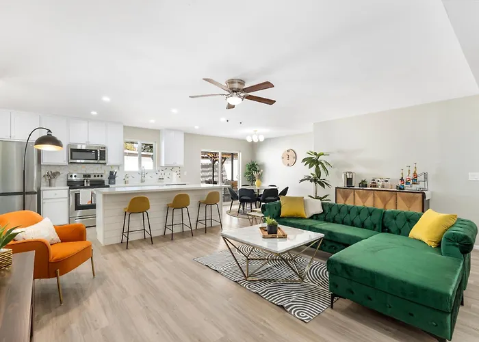 Cozy Warm Oasis-heated Pool-perfect Location-spring Trn Ferienhaus Phoenix
